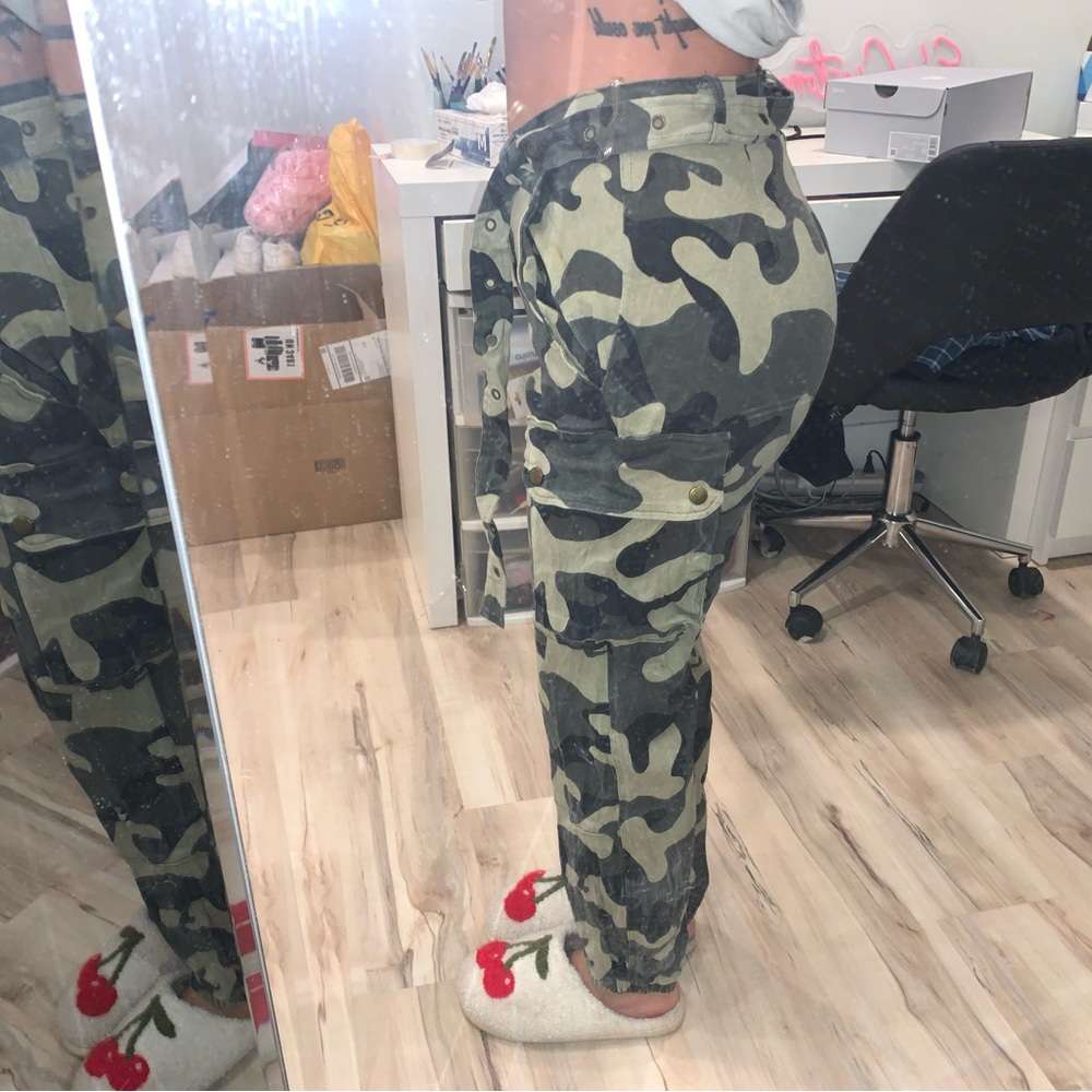 Cargo pants